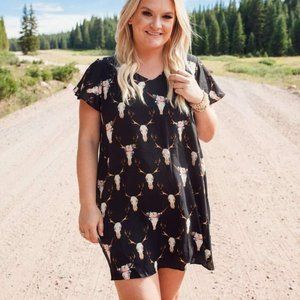 CIARA FLUTTER SLEEVED DRESS ** DEATH VALLEY